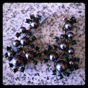 Oscar De La Renta runway earrings